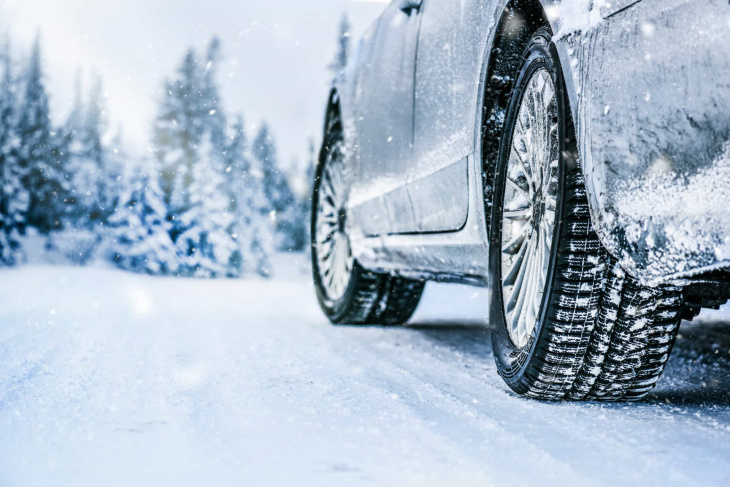 sicheres autofahren im schnee