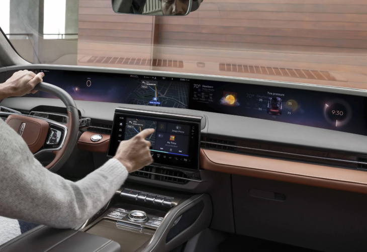 ford zeigt neues infotainmentsystem mit android