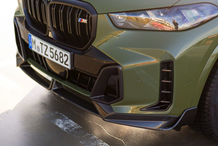 hingucker im tarn-look: bmw x5 m60i in urban green