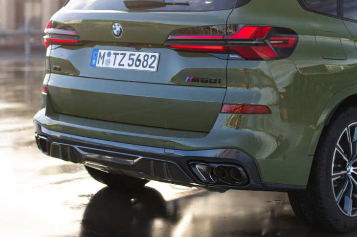 hingucker im tarn-look: bmw x5 m60i in urban green