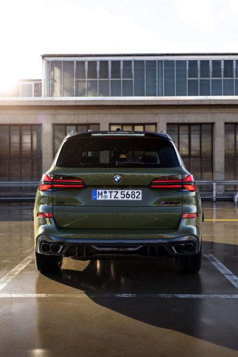 hingucker im tarn-look: bmw x5 m60i in urban green