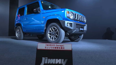 Toyota-Chef bringt seinen Suzuki Jimny zu einer Automesse mit