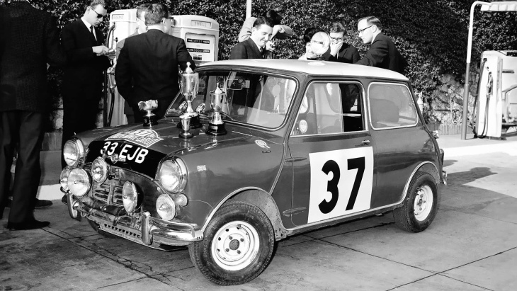 brüll-würfel: unterwegs im alten rallye-mini der 1960er