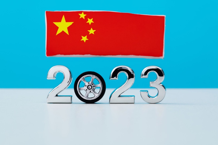 donnerstag magazin: jeeps wagoneer im preview. holen deutsche autobauer in china auf? dat-report 2024 sieht elektromobilität in der defensive.
