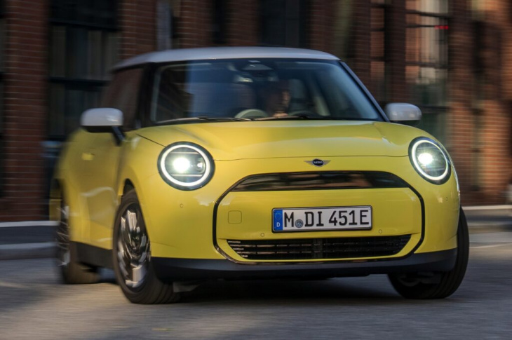 mini cooper e 2024: mehr fotos vom j01 ab 32.900 euro