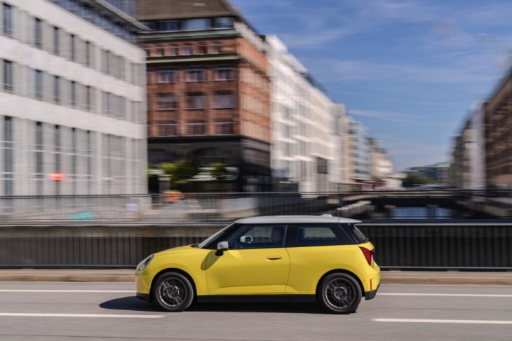 mini cooper e 2024: mehr fotos vom j01 ab 32.900 euro