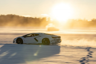 Lamborghini Revuelto im Winter-Test