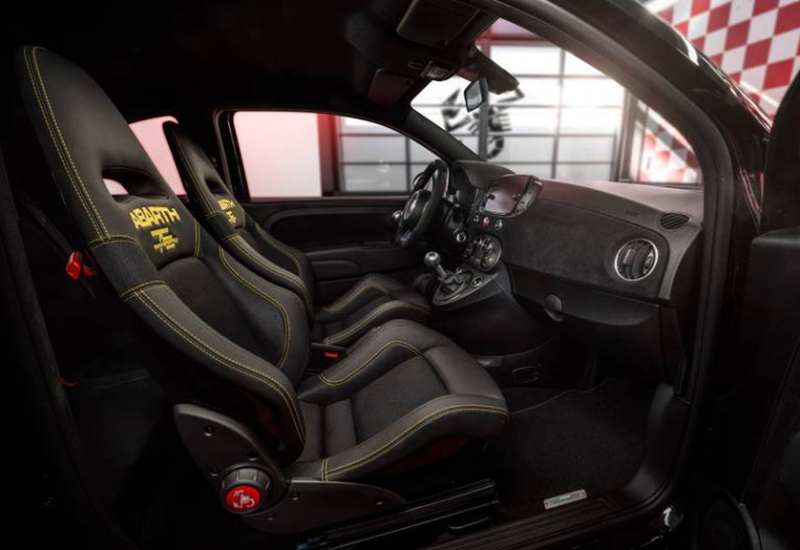 abarth 695 75 anniversario feiert den letzten verbrenner