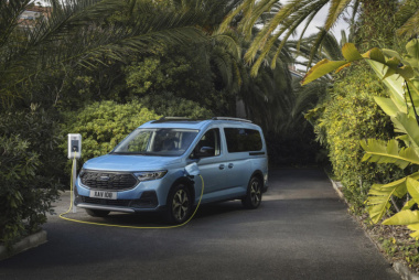 Ford Tourneo Connect PHEV: Familienfreundlicher Hybrid mit über 100 km Reichweite