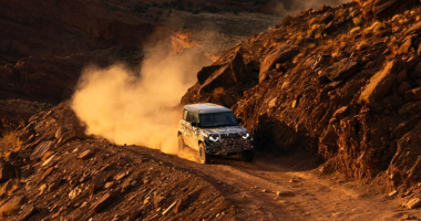 Land Rover kündigt stärksten Defender aller Zeiten an