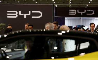 BYD muss Absatzkrone bei E-Autos an Tesla zurückreichen