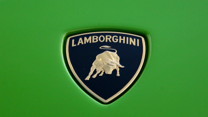 lamborghini enthüllt neues logo - nach zwei jahrzehnten: das hat sich verändert