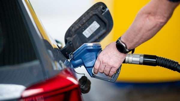 warnung vor benzin aus polen: trick schützt autofahrer