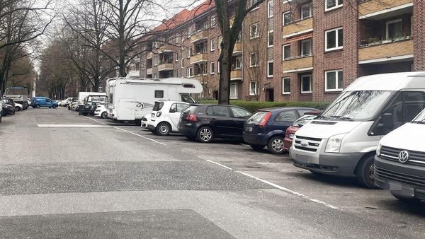 parkplatznot in eimsbüttel lässt adac an camper appellieren