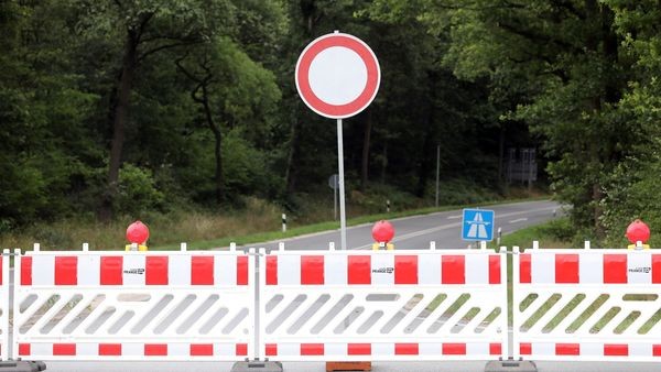 achtung! autobahn-auffahrt in gelsenkirchen monate gesperrt