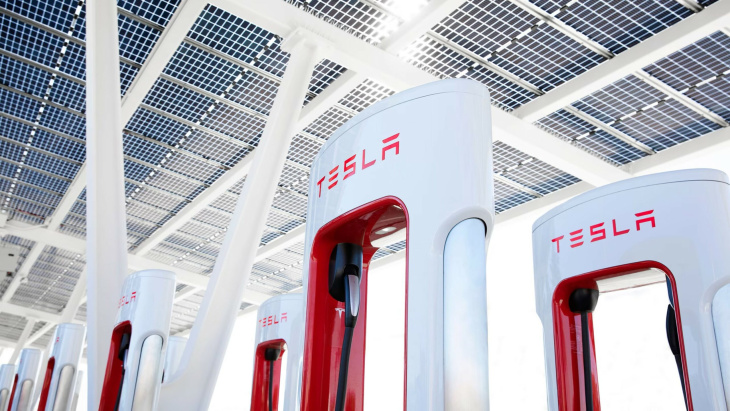 Tesla lädt Fremdfabrikate zum schnellen Laden ein
