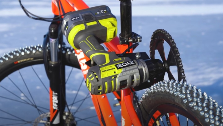 mountainbike mit akkuschrauber zum e-ice-bike getunt: das ist das resultat