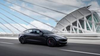 Tesla zieht neue E-Automodelle vor, Aktie springt trotz ausgebremstem Wachstum