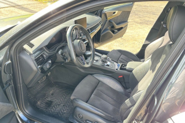 eBay-Gebrauchtwagen: Audi A4 Avant Quattro 3.0 TDI S-Line