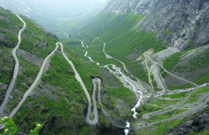 das sind die gefährlichsten straßen der welt in spektakulären bildern