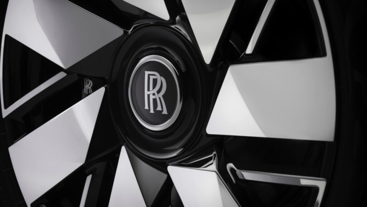 rolls-royce cullinan facelift 2024: aus liebe zum luxus