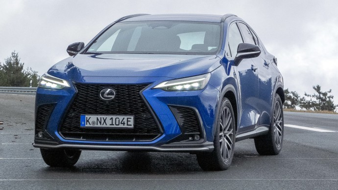 lexus ux 300h: später entschluss