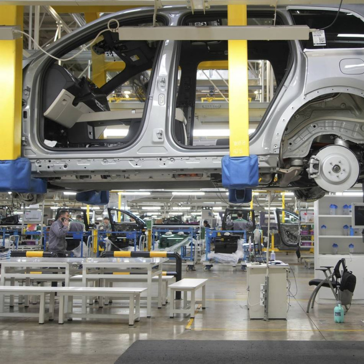 was aus den us-zöllen gegen china für deutsche autobauer folgt