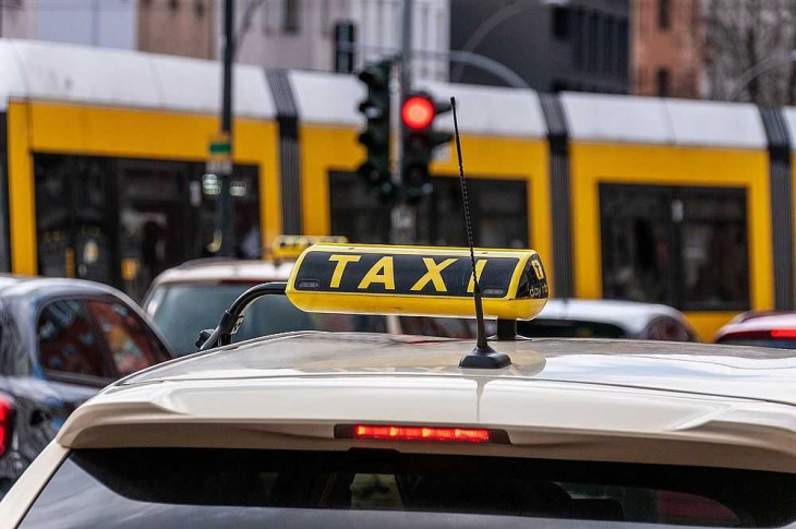 taxi-gewerbe erwartet von neuer spd-spitze maßnahmen gegen uber und faire wettbewerbsbedingungen