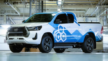 Toyota Hilux mit Brennstoffzelle: Erste 10 Exemplare gefertigt