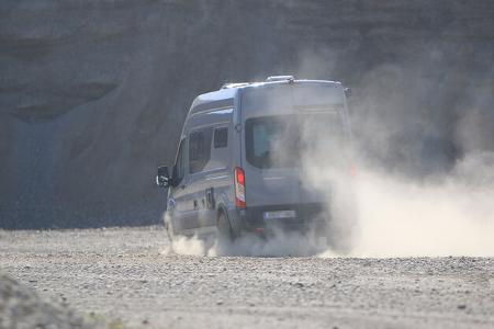 beweist sich der dauertest-camper im offroad-test?