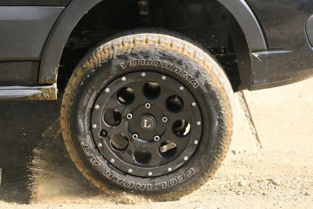 beweist sich der dauertest-camper im offroad-test?