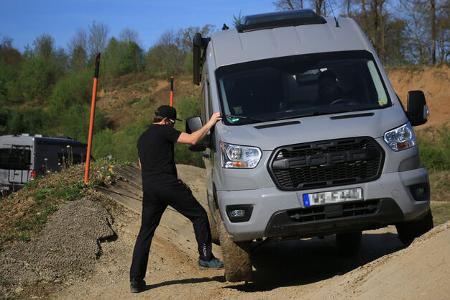 beweist sich der dauertest-camper im offroad-test?