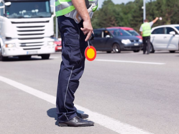 blaulichtreport für schwerte, 18.06.2024: schwerte - verkehrsunfall nach verbotenem kraftfahrzeugrennen