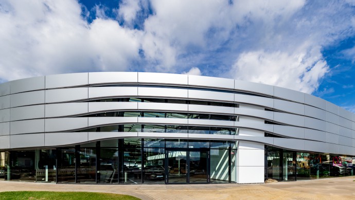 fleischhauer gruppe: porsche zentrum bonn in neuem glanz