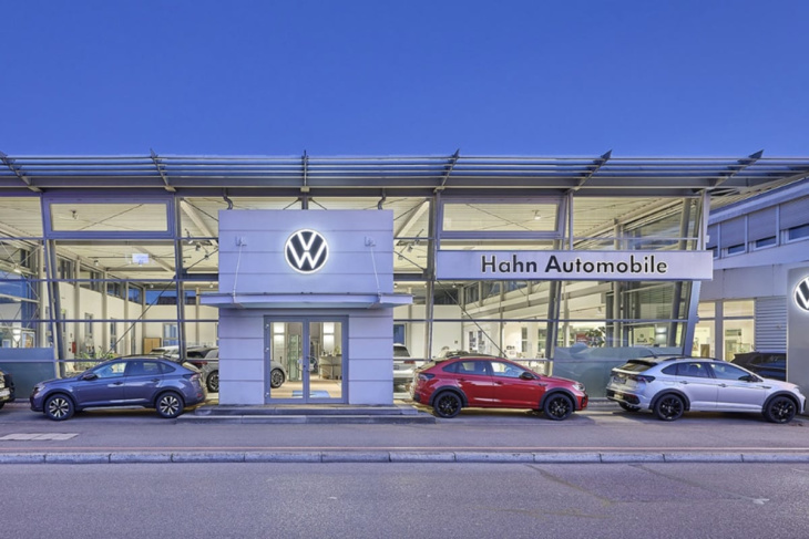 große autohaus-gruppe verkauft viele golf-modelle zum tiefpreis