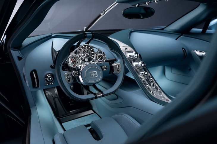 bugatti tourbillon: die maximale analogie