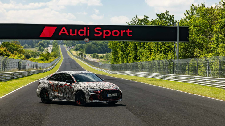 audi holt sich mit dem rs 3 ring-rundenrekord zurück