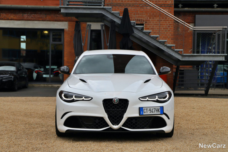 alfa romeo quadrifoglio super sport  test –  erstkontakt mit überflieger