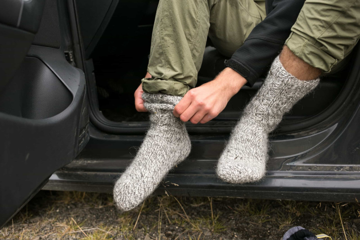 von ersatzrad bis teppich: diese dinge sollten sie immer im auto haben