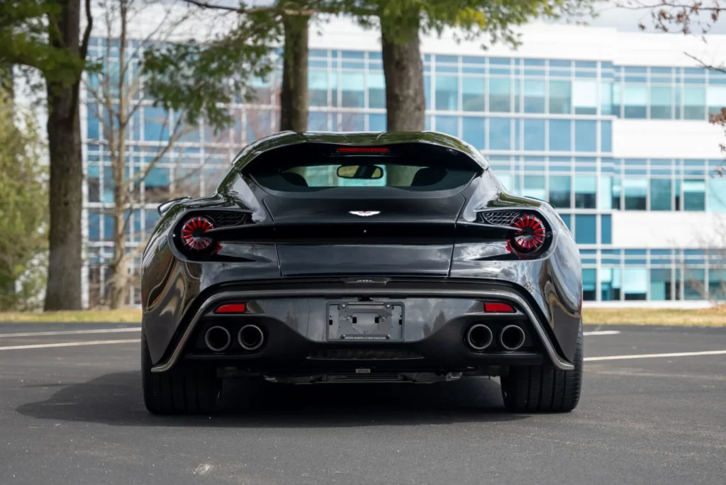 aston martin vanquish zagato shooting brake: ein rollender traum!