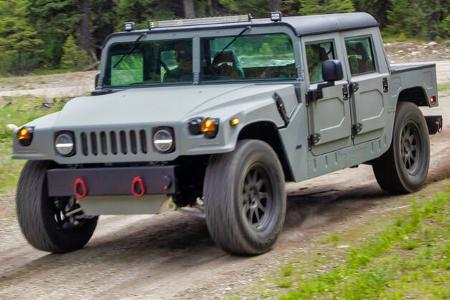 elektro-hummer mit tesla-power und 1.013 ps