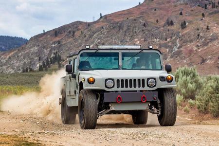 elektro-hummer mit tesla-power und 1.013 ps