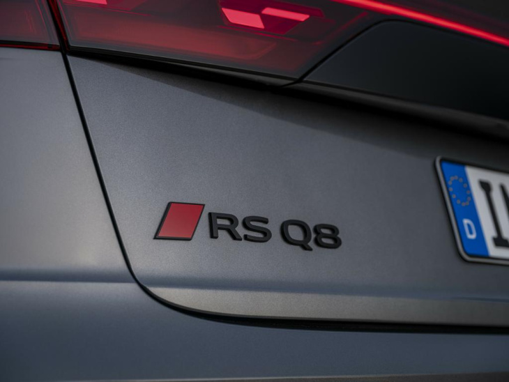 audi rs q8 (2024) facelift: mit 640 ps v8-power und neuen features!