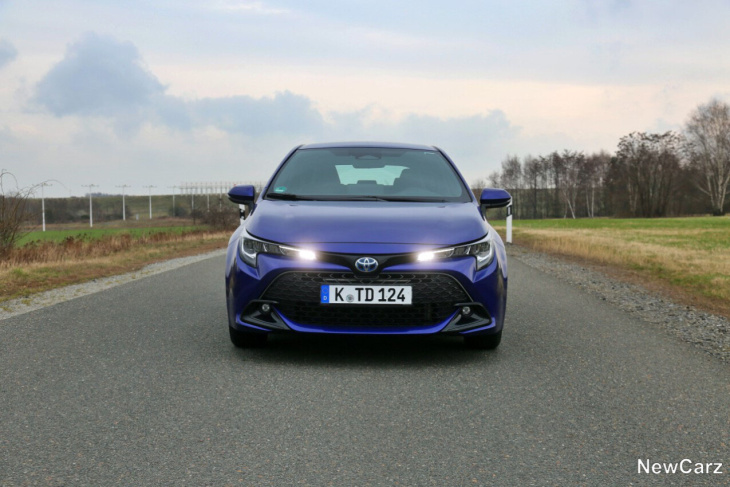 toyota corolla hybrid  test –  japanischer bestseller