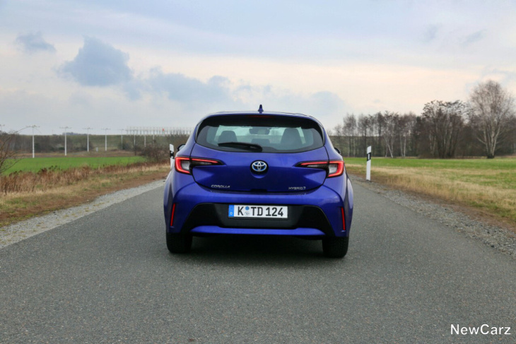 toyota corolla hybrid  test –  japanischer bestseller