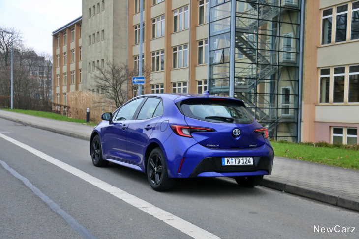 toyota corolla hybrid  test –  japanischer bestseller