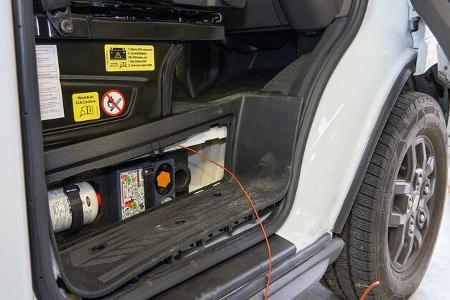 autoradio im wohnmobil an bordbatterie anschließen