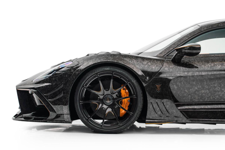 mansory mcx pergusa weckt motorsport-assoziationen