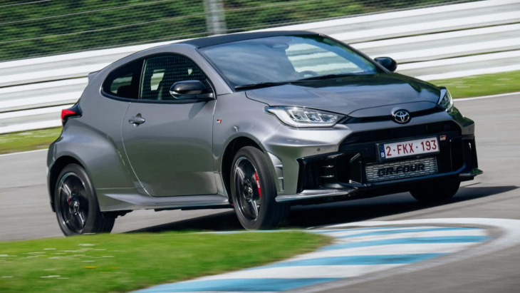 toyota gr yaris (2024) im test: kompromisslose westentaschenrakete?