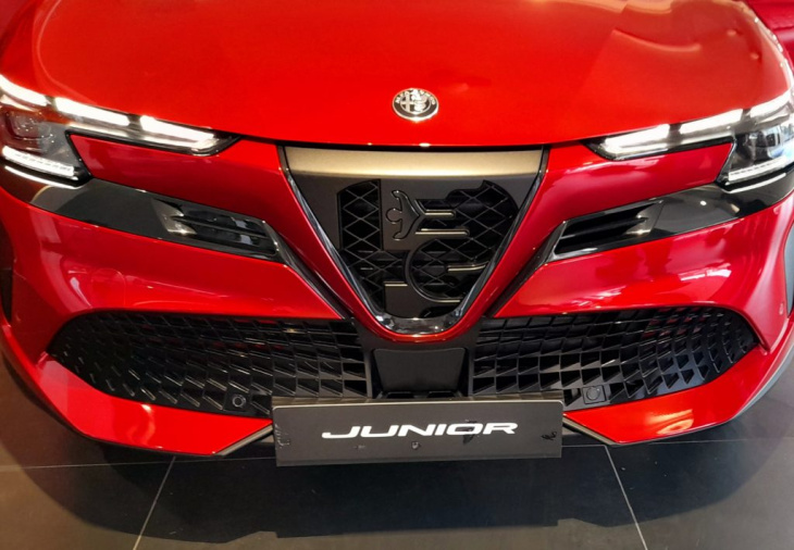 der junior: alfa romeo zeigt seinen ersten stromer